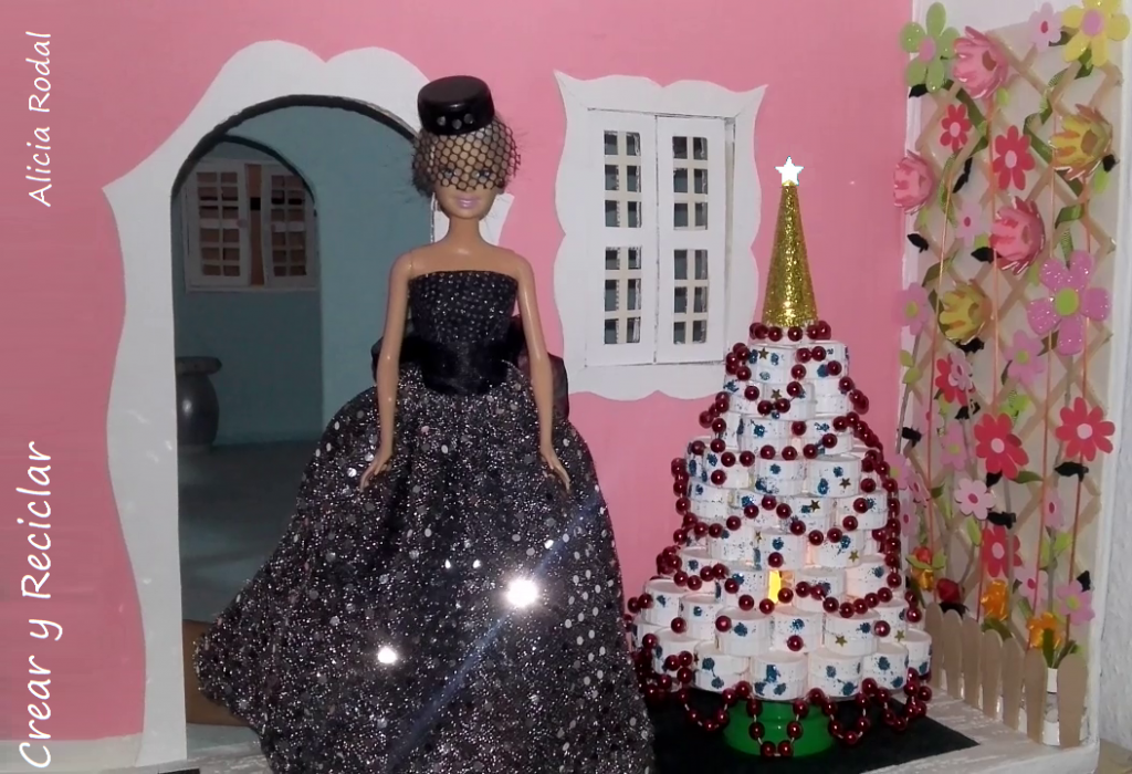 Mini arbolito de Navidad para muñecas DIY