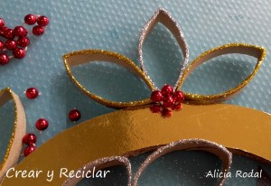 Corona de Navidad con tubos de cartón DIY