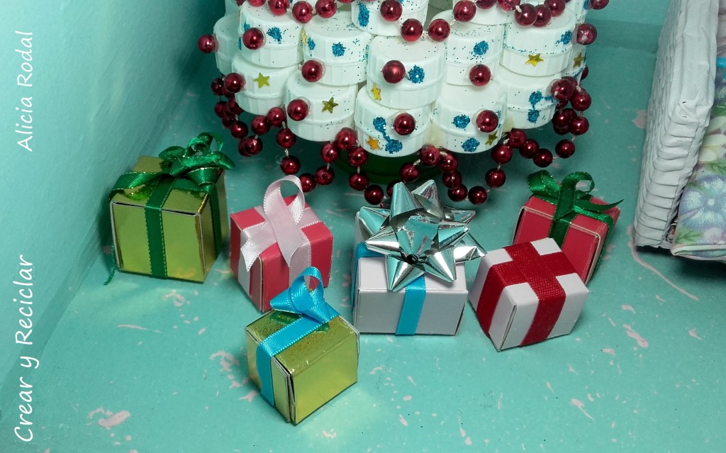 Cómo hacer Miniaturas de cajitas de regalos con material reciclado