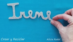 Organizador de escritorio portátil de emojis con imanes DIY con reciclaje