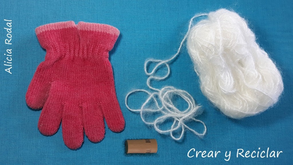 Conjunto ropa de invierno rosa: Botas, chaleco, gorro y guantes DIY con reciclaje