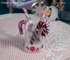 Ideas de mini paletas de caramelo o chupetas para muñecas con material reciclado DIY