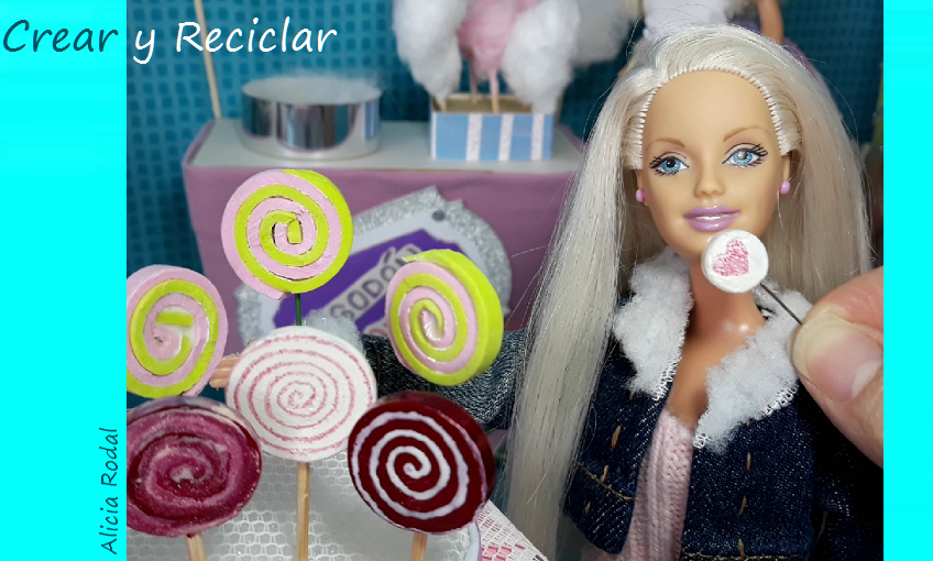 Ideas de mini paletas de caramelo o chupetas para muñecas con material reciclado DIY