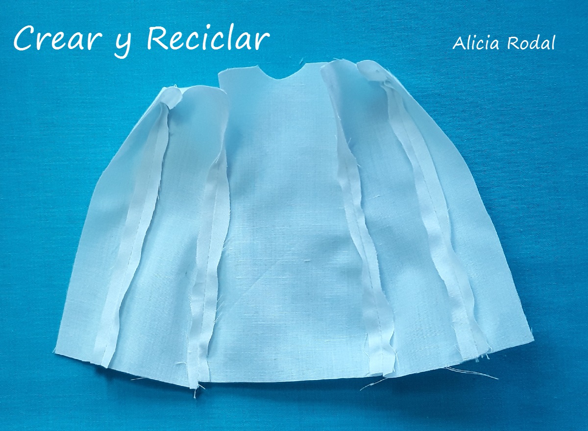 Cómo hacer un uniforme de doctora o médica veterinaria para las muñecas