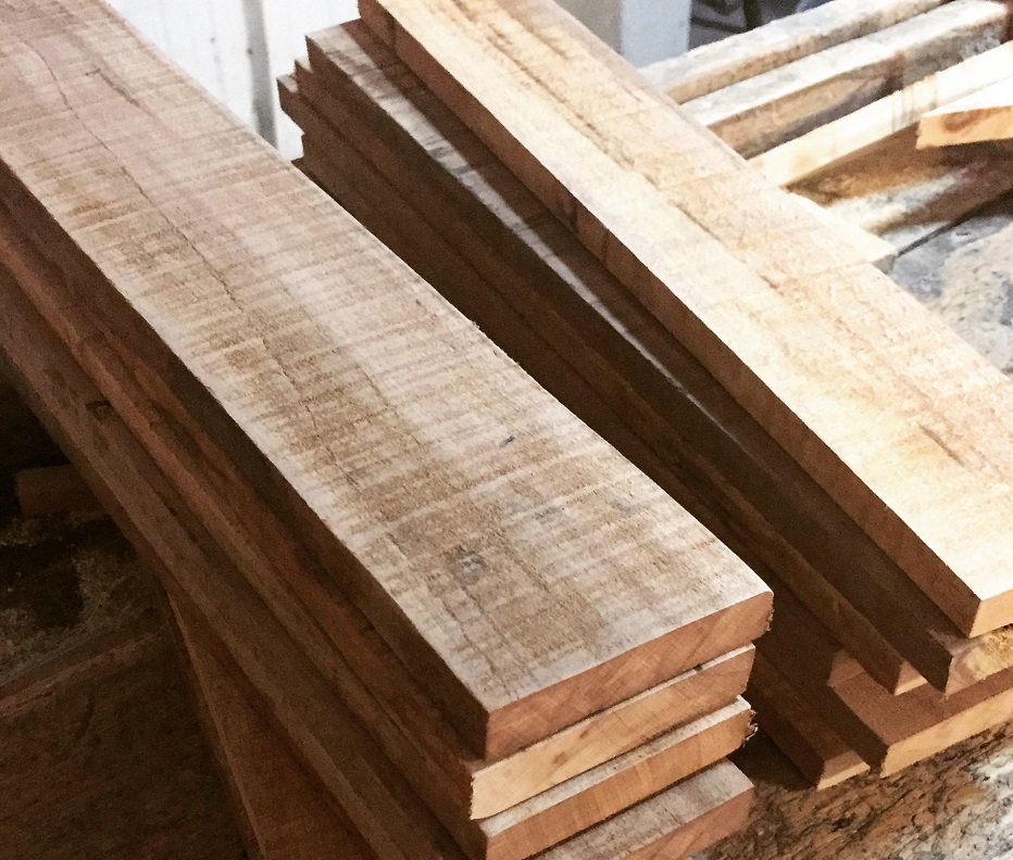 Cómo construir tu propia mesa de trabajo con tablas de madera Crear y