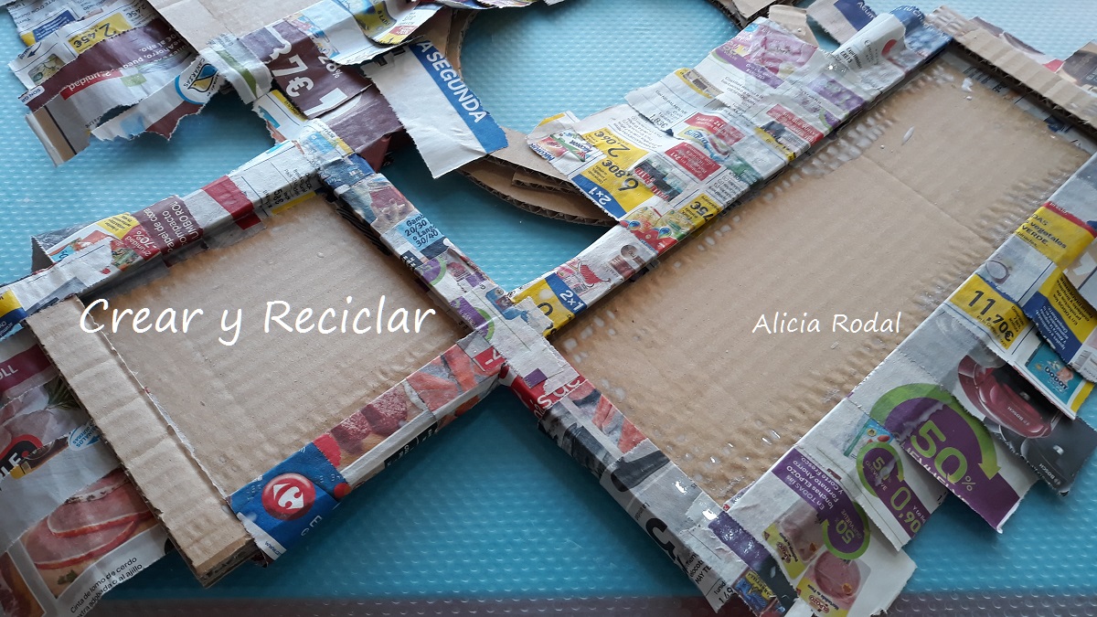 Como reutilizar o transformar un reloj de pared usado y convertirlo en un original portarretrato de Paulo Londra.