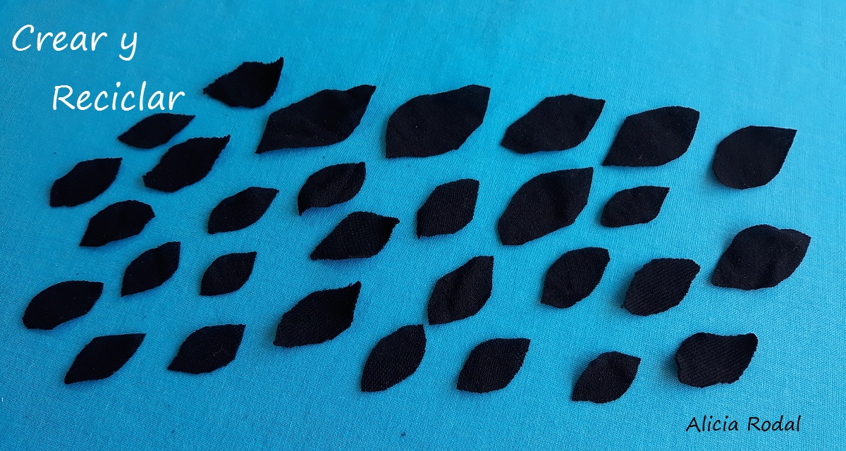 Una idea muy fácil para transformar la vieja papelera de tu cuarto, en un diseño espectacular, una papelera de rosas rojas.