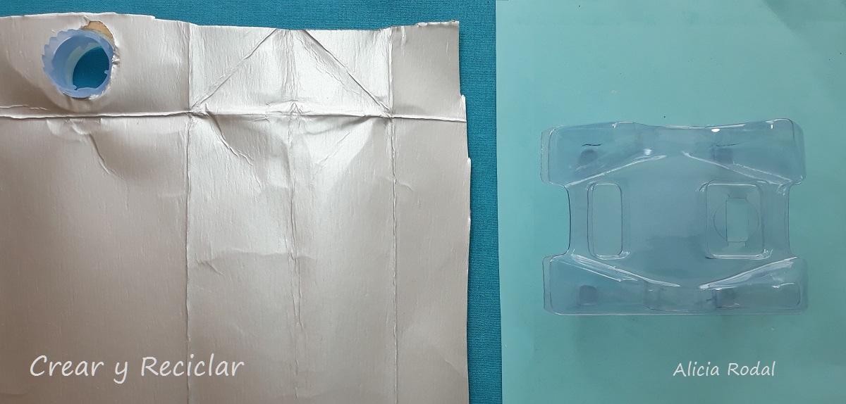 3 Ideas de miniaturas para las muñecas y sus profesiones. Cómo hacer una báscula, balanza o peso, pecera o acuario y carpeta o historial clínico del paciente.