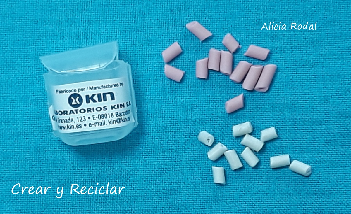 Ideas de miniaturas para las muñecas y sus profesiones, Médica veterinaria, doctora de animales, medicinas, medicamentos, etc.