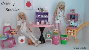 Ideas de miniaturas para las muñecas y sus profesiones, Médica veterinaria, doctora de animales, medicinas, medicamentos, etc.