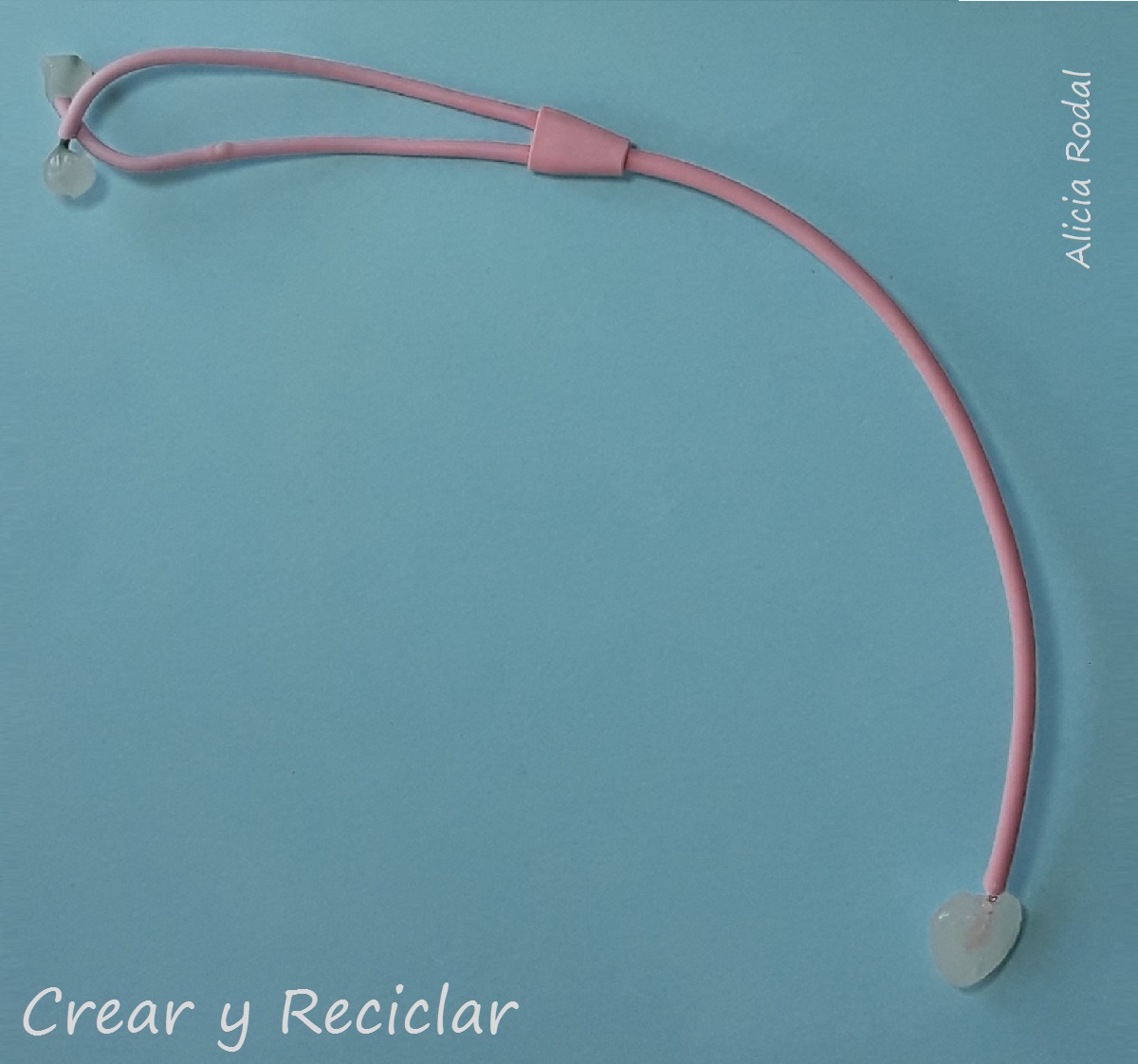 Ideas de miniaturas para Barbies, las muñecas y sus profesiones, Médica veterinaria, doctor de animales, fonendoscopio o estetoscopio y maletines.