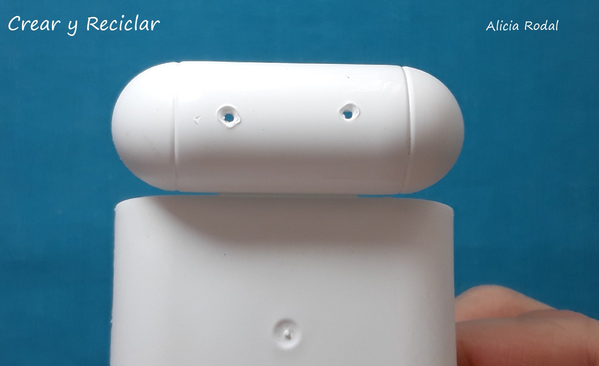 Ideas de miniaturas para Barbies, las muñecas y sus profesiones, Médica veterinaria, doctor de animales, fonendoscopio o estetoscopio y maletines.