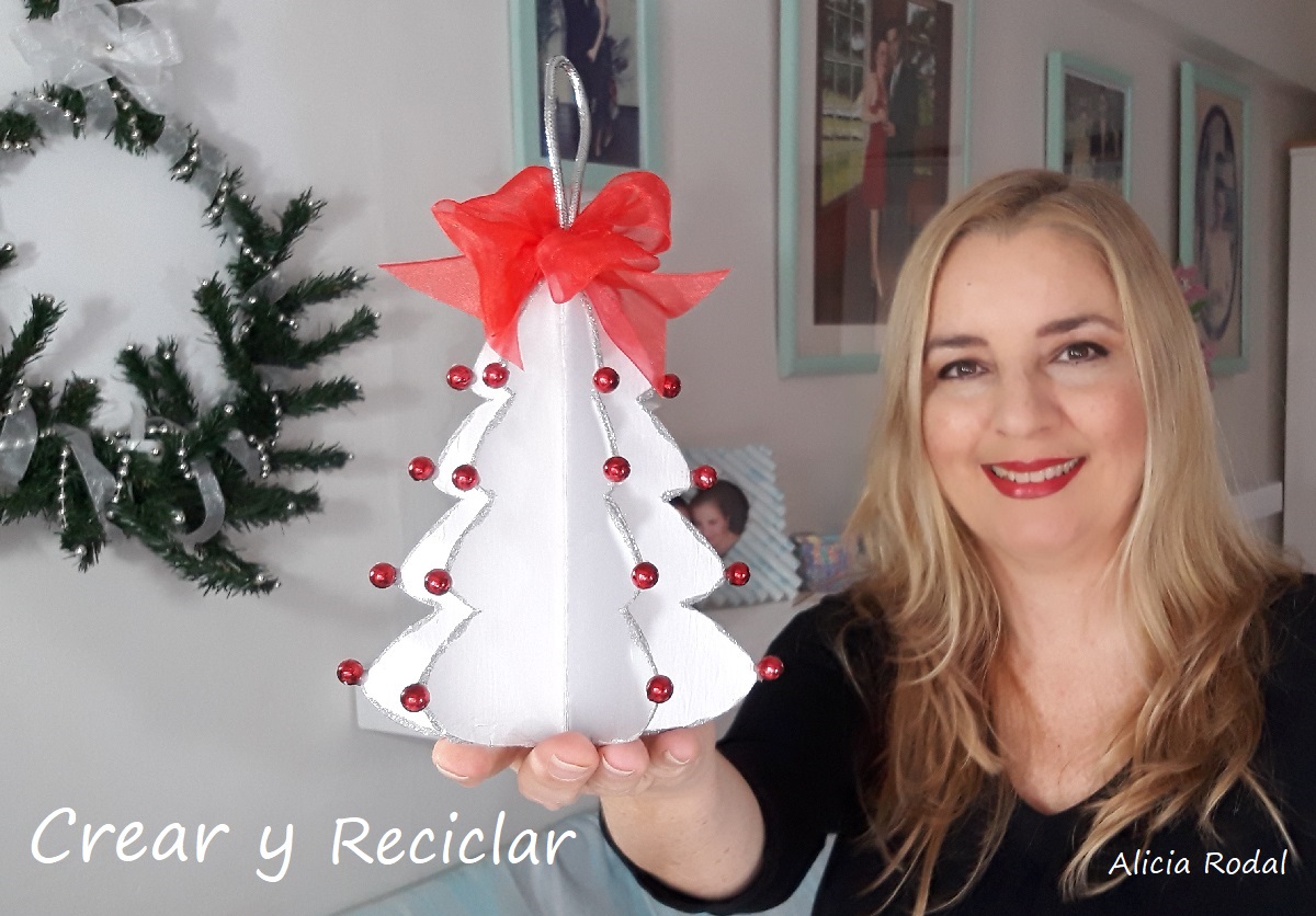 Cómo hacer Adornos de Navidad con cajas de leche Idea 1 - Crear y Reciclar