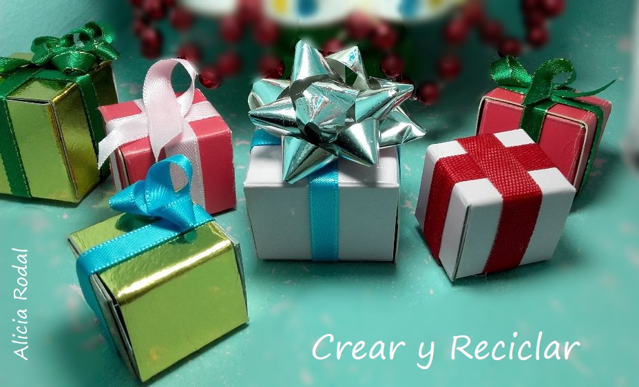 llamada Dictar casual Como hacer adornos navideños en forma de mini cajas de regalo - Crear y  Reciclar