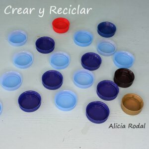 En este tutorial te enseño 3 nuevas ideas para organizar todo tipo de cosas, reutilizando cajas de frutas o huacales y otros materiales reciclados. DIY