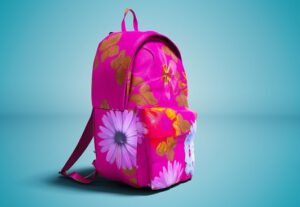 En este artículo te compartimos algunas ideas creativas para personalizar tu mochila utilizando materiales reciclados. Con estos tips podrás crear diseños únicos e innovadores que serán la envidia de todos tus compañeros de clases.