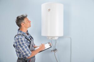 Las termas, termos o calentadores de agua eléctricos son electrodomésticos, pequeños o grandes según su tamaño y capacidad, imprescindibles en la mayoría de los hogares. En la actualidad existen tantos tipos, modelos y tamaños, que puede resultar abrumador saber por cuál decidirnos. Esta es una decisión importante porque lo usaremos varias veces al día en nuestra casa por muchos años.