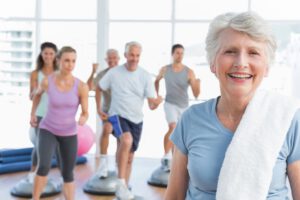Recomendaciones para ejercitarse después de los 50 sin riesgos y con mucho beneficio