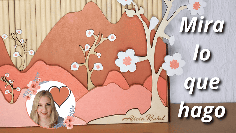 En mi tienda encontrarás una selección de piezas diseñadas y elaboradas completamente por mí. Cada objeto es una pequeña obra de arte. Mi tienda online de arte y regalos personalizados en madera es un sueño hecho realidad, donde la pasión por el arte y el trabajo artesanal se encuentran para crear objetos que trascienden lo decorativo. Ya sea para regalar o para coleccionar, cada obra tiene una historia que contar y un pedazo de mi dedicación como artista plástica.