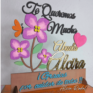 En mi tienda encontrarás una selección de piezas diseñadas y elaboradas completamente por mí. Cada objeto es una pequeña obra de arte. Mi tienda online de arte y regalos personalizados en madera es un sueño hecho realidad, donde la pasión por el arte y el trabajo artesanal se encuentran para crear objetos que trascienden lo decorativo. Ya sea para regalar o para coleccionar, cada obra tiene una historia que contar y un pedazo de mi dedicación como artista plástica.