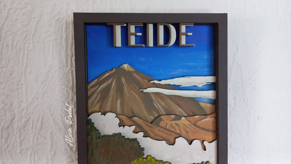 Descubre el proceso creativo detrás de un cuadro único realizado con corte láser y pintado a mano