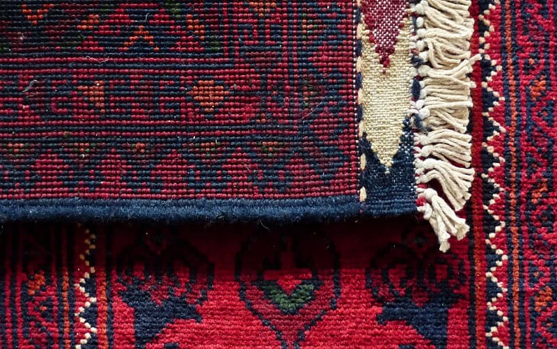 las alfombras cobran un papel protagonista, no solo como elemento decorativo, sino como pieza funcional que aporta confort, identidad y calidez a los espacios.