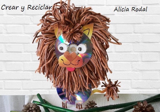 manualidades con material reciclado para niños, organizadas por edad para que cada pequeño disfrute el proceso a su ritmo. Y sí, hablamos de cartones, rollos de papel, botellas y calcetines sin par… eso que ya tienes en casa y está a punto de ir a la basura.